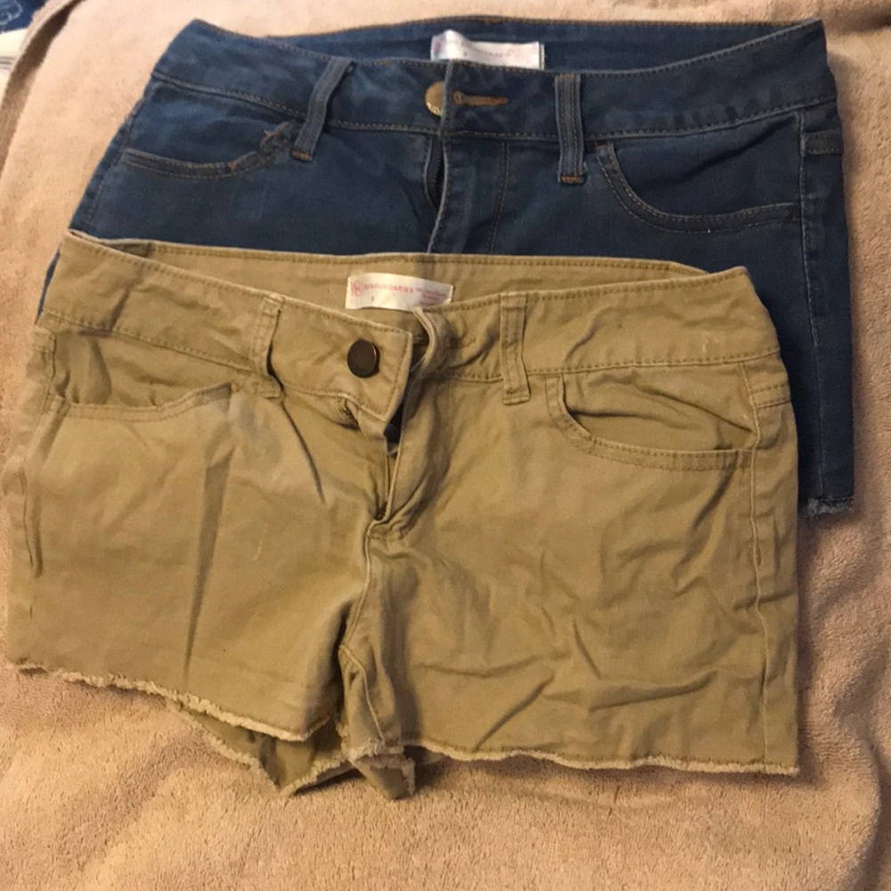 2 no boundaries shorts size 9